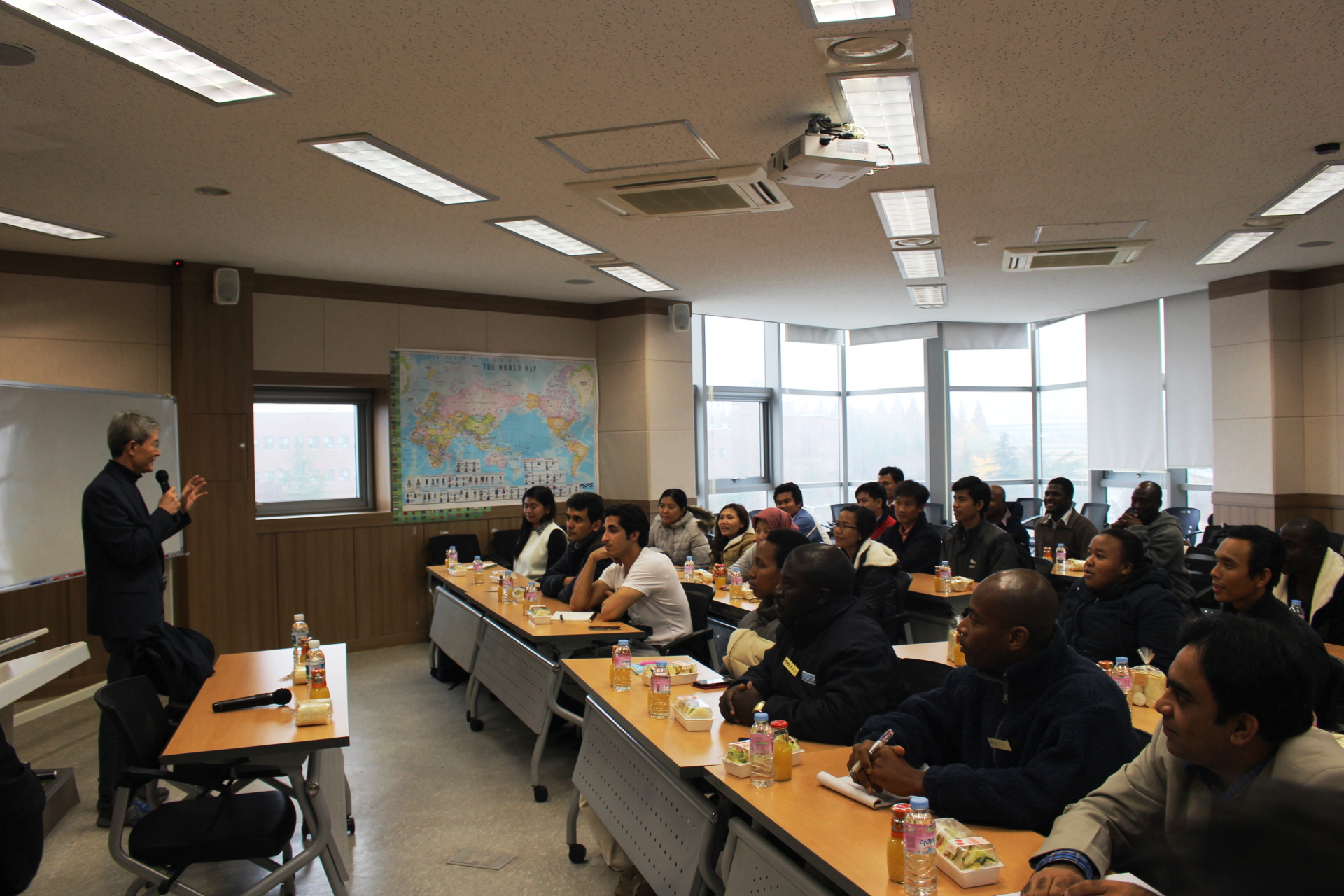 A Meeting with Professors for 2015 KOICA Scholarsh