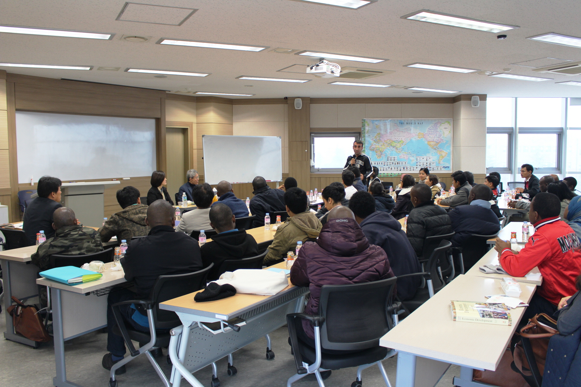 A Meeting with Professors for 2015 KOICA Scholarsh